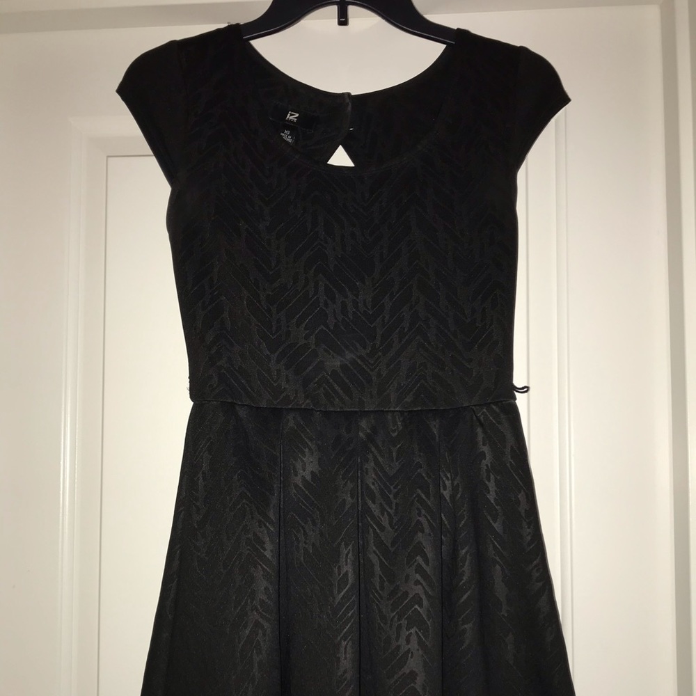 Black Cap-Sleeved Dress